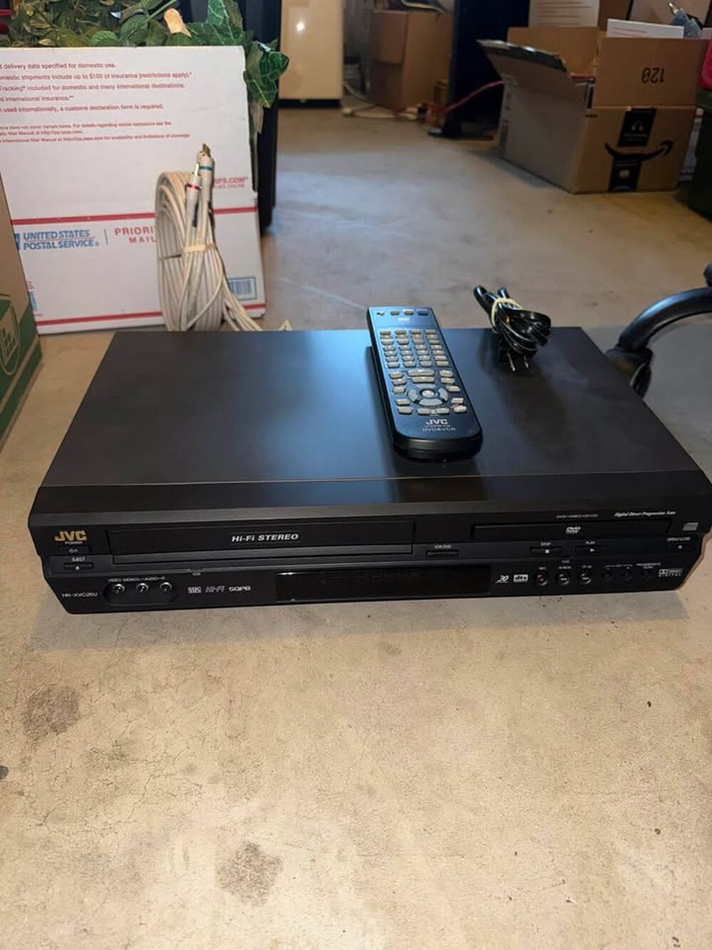 JVC HR-XVC26U DVD Player VCR Combo TESTED Fast shipping
